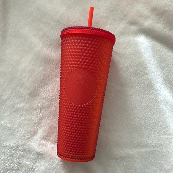 Starbucks Red Studded 24 oz Tumbler ❤️​​